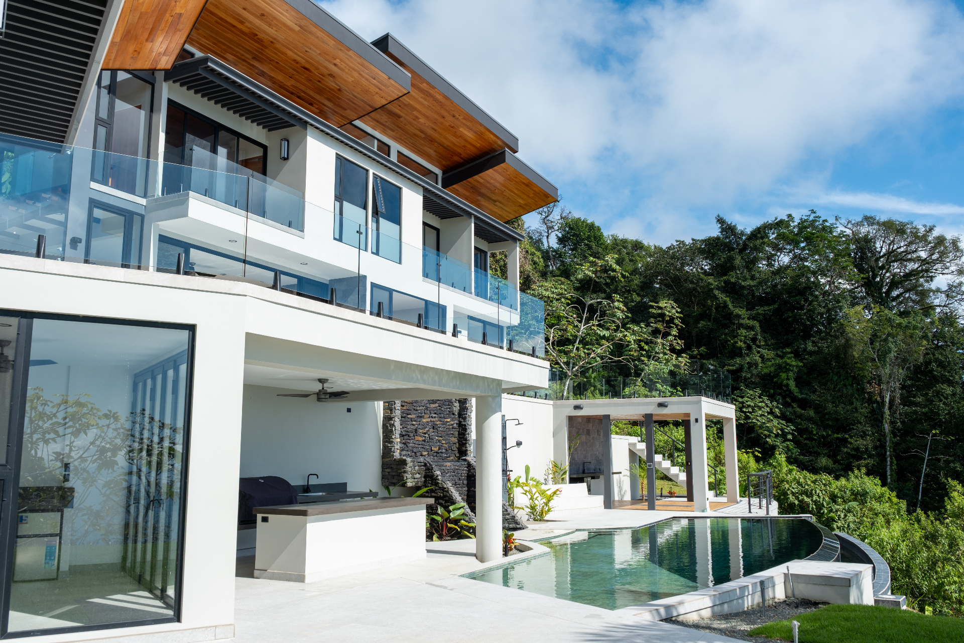 Casa Cascada gallery 1