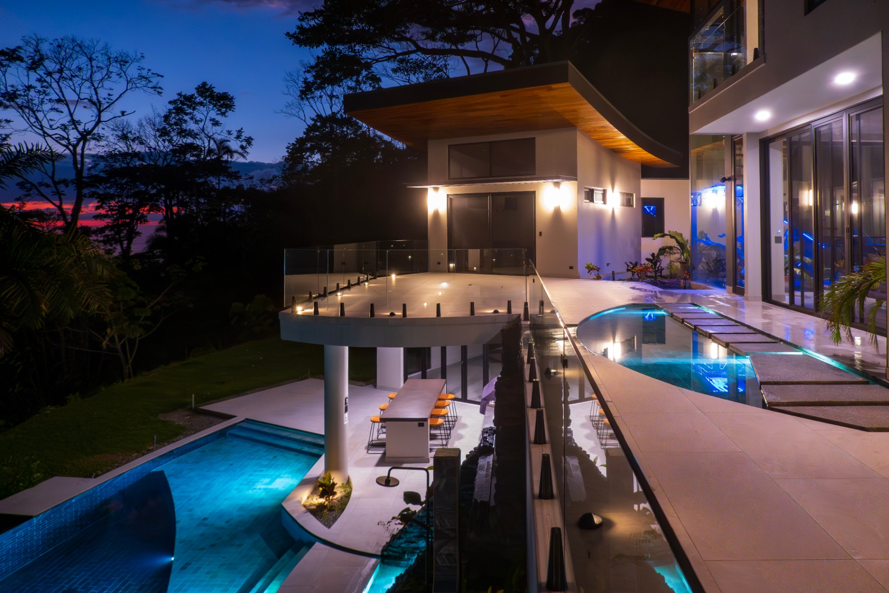 Casa Cascada open-air living pavilion with ocean view